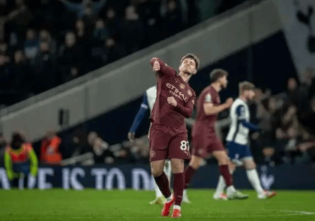 曼城中场新星计划造访德甲劲旅 转会离队进入倒计时