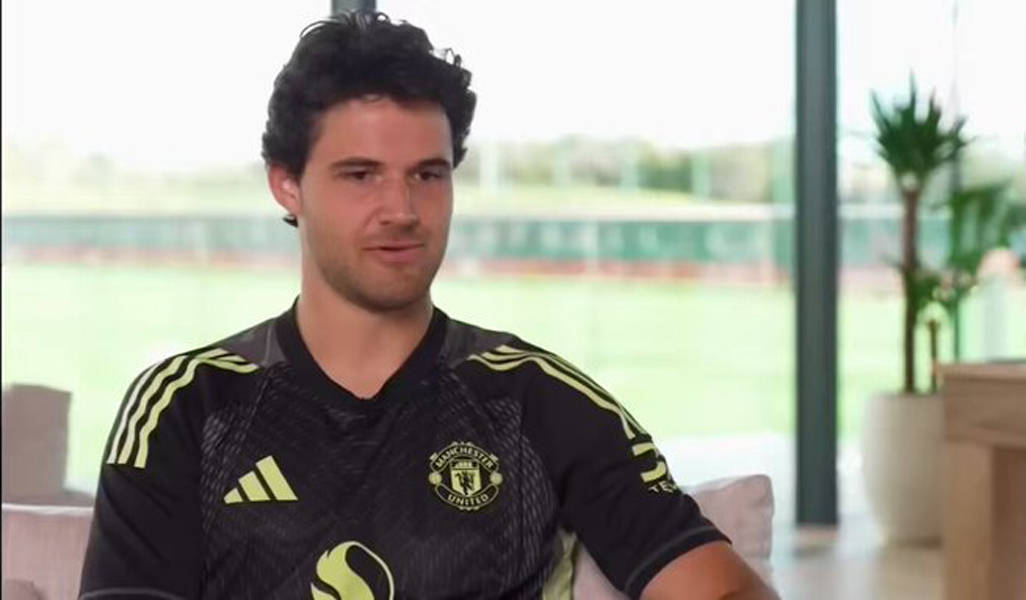 拉门斯训练征服阿莫林，首发战曼城只差一步！曼联最佳门将注定无法参赛