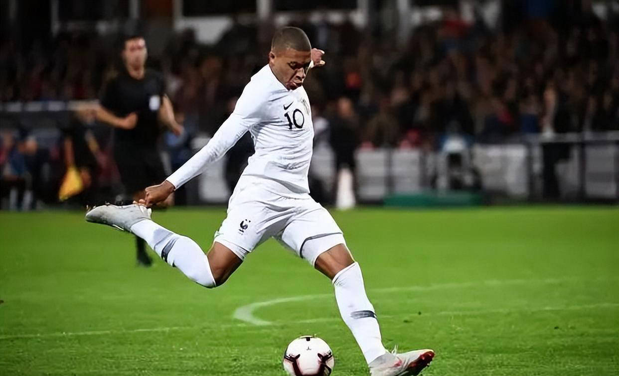 姆巴佩回应“为世界杯留力”传闻：誓言全力拼搏皇马赛事